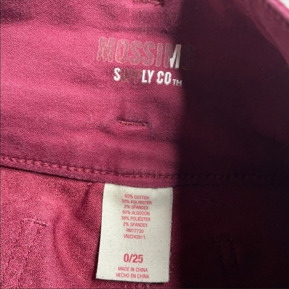 Mossimo Supply Co Burgundy shorts High Waist
Size 9 - Picture 5 of 6